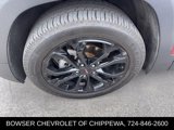 Used 2022 GMC Terrain SLE w/ Driver Convenience Package image 2