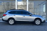 Used 2018 Subaru Outback 2.5i Premium image 3