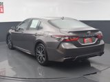 Used 2023 Toyota Camry SE image 3