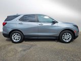 Used 2023 Chevrolet Equinox LT image 2
