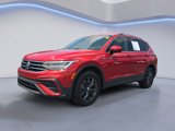 Used 2023 Volkswagen Tiguan SE image 2