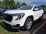 Used 2024 GMC Terrain SLE image 3