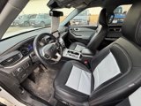 Used 2022 Ford Explorer XLT w/ Equipment Group 202A image 4