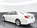 Used 2014 Toyota Camry SE image 3