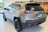 Used 2020 Jeep Cherokee Trailhawk image 6