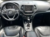 Used 2016 Jeep Cherokee Trailhawk image 4