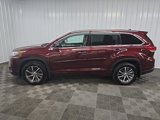 Used 2017 Toyota Highlander XLE image 5