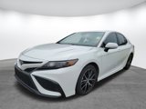 Used 2021 Toyota Camry SE image 3