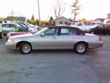 Used 1999 Lincoln Town Car Signature image 5