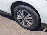 Used 2017 Nissan Pathfinder SV image 5