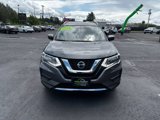 Used 2018 Nissan Rogue SV image 2