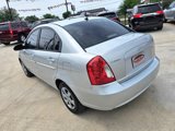Used 2009 Hyundai Accent GLS image 3