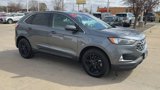 Used 2022 Ford Edge SEL image 2