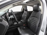 Used 2017 Ford Fusion SE w/ Fusion SE Technology Package image 5