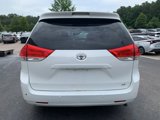 Used 2014 Toyota Sienna L image 6