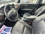 Used 2011 Mercedes-Benz GLK 350 4MATIC image 4