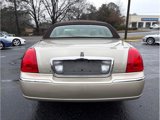 Used 2007 Lincoln Town Car Signature Limited image 5