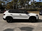 New 2025 Volkswagen Taos SE image 4
