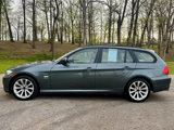 Used 2011 BMW 328i xDrive Wagon image 2