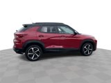 Used 2021 Chevrolet TrailBlazer RS w/ Sun and Liftgate Package image 2