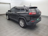Used 2017 Jeep Cherokee Latitude image 5