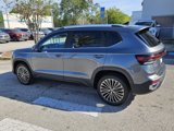 New 2025 Volkswagen Taos SE image 6
