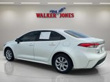 Used 2021 Toyota Corolla LE image 5