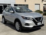 Used 2020 Nissan Rogue Sport SV image 2