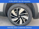 New 2025 Volkswagen Atlas SEL image 6