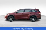Used 2017 Toyota Highlander SE image 4