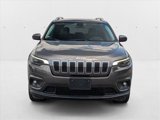 Used 2019 Jeep Cherokee Latitude Plus w/ Cold Weather Group image 2