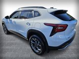 Used 2025 Chevrolet Trax LT w/ Driver Confidence Package image 5