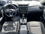 Used 2018 Nissan Rogue SV w/ Premium Package image 2