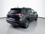 Used 2019 Jeep Cherokee Limited w/ Luxury Group image 5