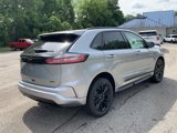 Used 2024 Ford Edge SE w/ Black Appearance Package image 4