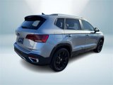 Certified 2022 Volkswagen Taos SE w/ Panoramic Sunroof Package image 6