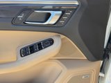 Certified 2022 Porsche Macan S image 4
