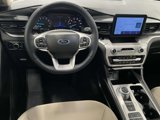 Certified 2023 Ford Explorer XLT image 3
