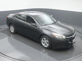 Used 2015 Chevrolet Malibu LT image 2