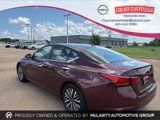Used 2024 Nissan Altima 2.5 SV image 2