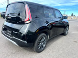 Used 2023 Kia Soul LX image 5