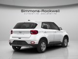 Used 2025 Hyundai Venue SE image 2