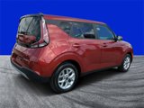 Used 2023 Kia Soul LX w/ LX Technology Package image 3