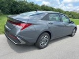 Used 2025 Hyundai Elantra Blue image 4