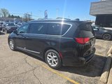 Used 2017 Chrysler Pacifica Touring-L Plus w/ Tire & Wheel Group image 5
