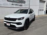 New 2025 Jeep Compass Latitude image 3
