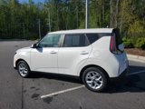 Used 2024 Kia Soul LX w/ Option Group 015 image 3