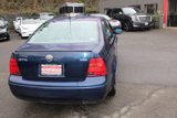 Used 2001 Volkswagen Jetta GLX image 3