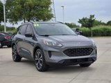 Used 2022 Ford Escape SE w/ SE Sport Appearance Package image 3