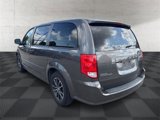 Used 2016 Dodge Grand Caravan SE image 5